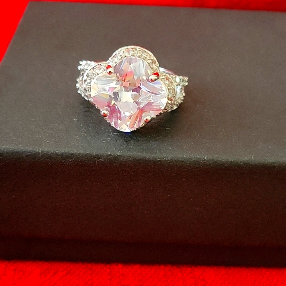 Pretty Ring - image 1